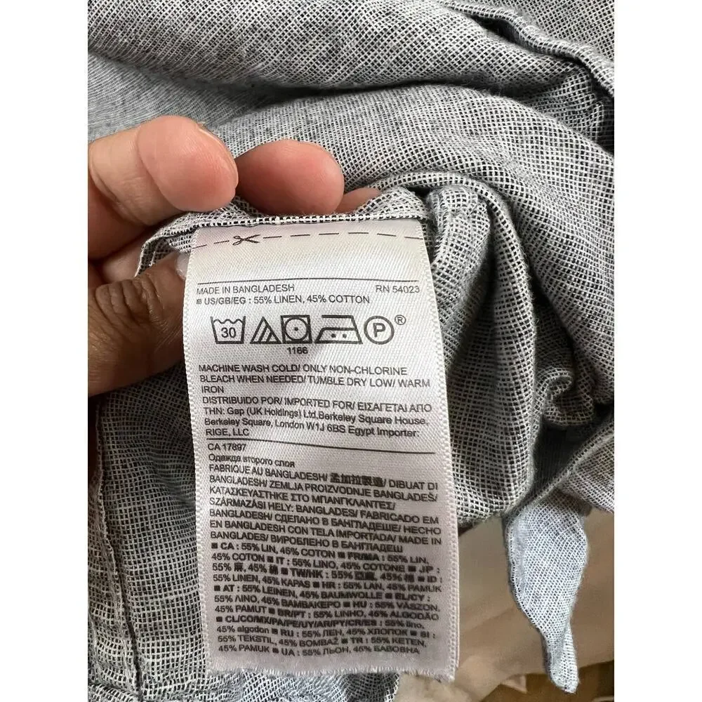 Banana Republic Men's Grey Button Down Top Size Large